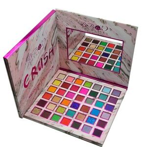 BB&W CRUSH 42 Colors Eyeshadow Palette - Matte & Shimmer Pigmented Colors 🎨